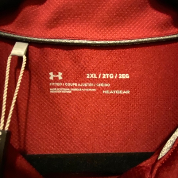 UA women’s golf shirt - Picture 4 of 4